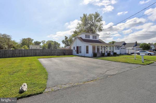 Pasadena, MD 21122,7821 BODKIN VIEW DR