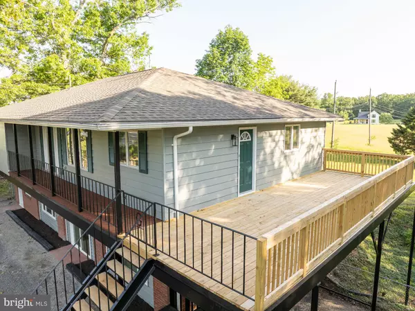 Hedgesville, WV 25427,9708 MARTINSBURG RD