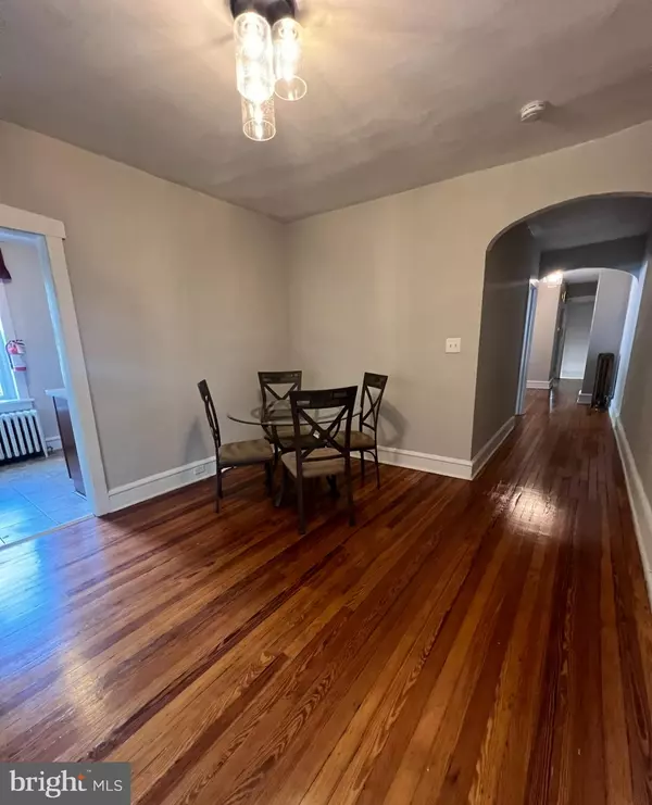 Audubon, NJ 08106,206 S WHITE HORSE PIKE #UNIT B