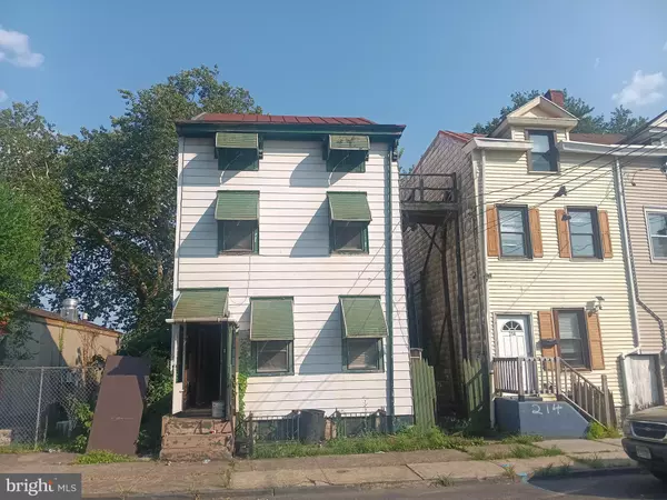 216 BRUNSWICK AVE, Trenton, NJ 08618