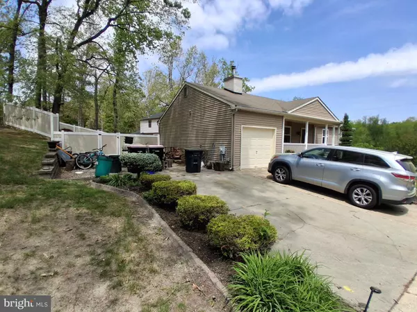 Blackwood, NJ 08012,1 FAWN CT