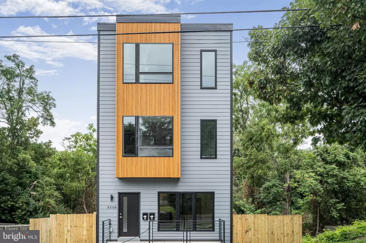 Washington, DC 20019,5508 CLAY PL NE