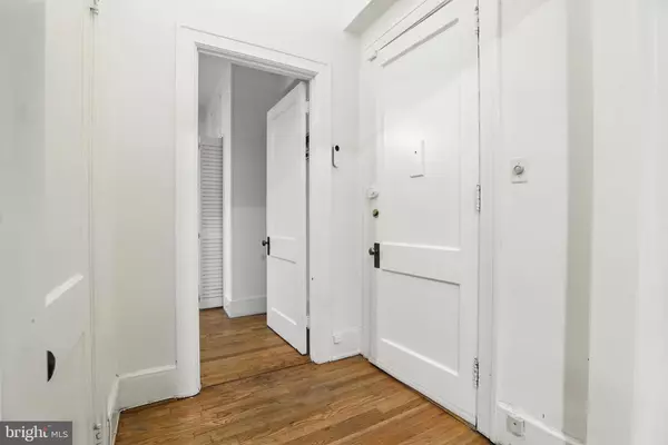 Washington, DC 20008,3039 MACOMB ST NW #16