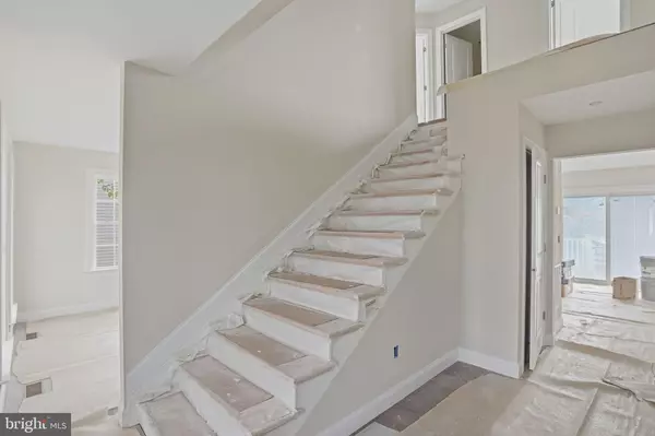 Smyrna, DE 19977,71 ZELKOVA RD