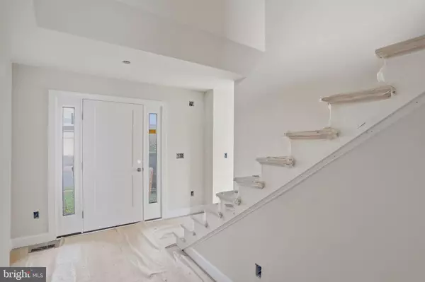 Smyrna, DE 19977,71 ZELKOVA RD