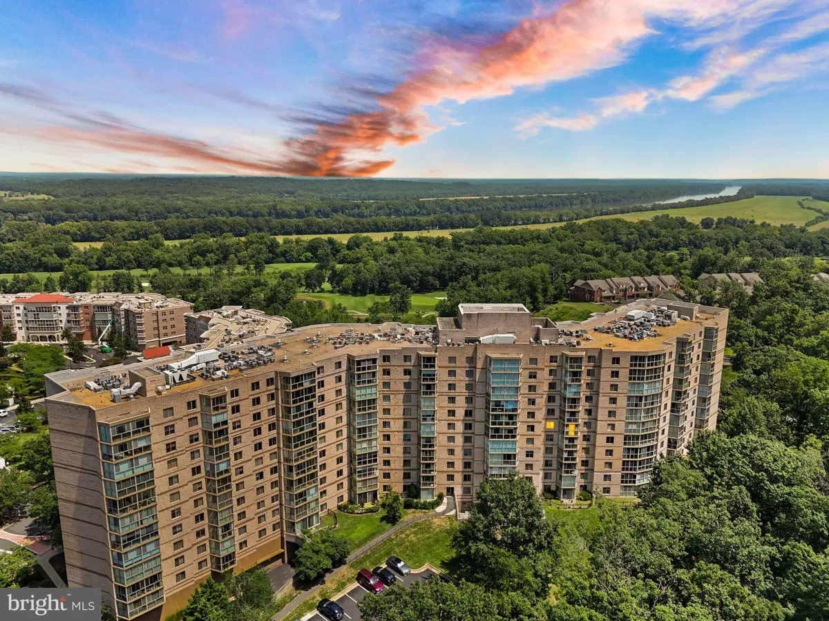 Leesburg, VA 20176,19385 CYPRESS RIDGE TER #522