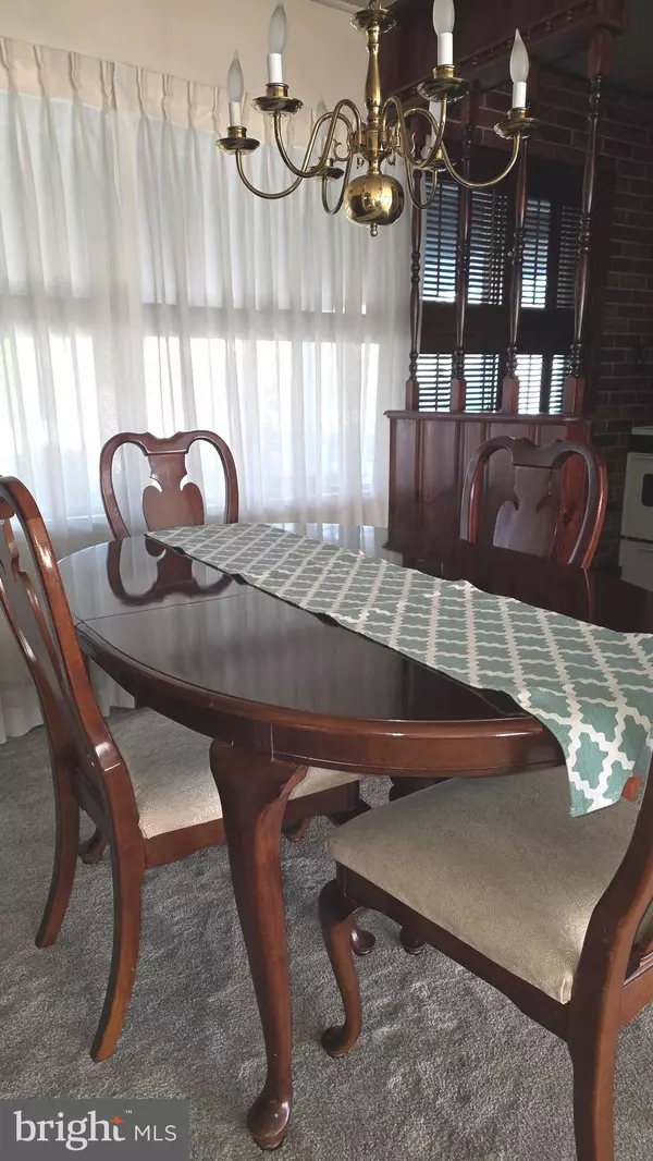 Levittown, PA 19054,15 VENTURE LN