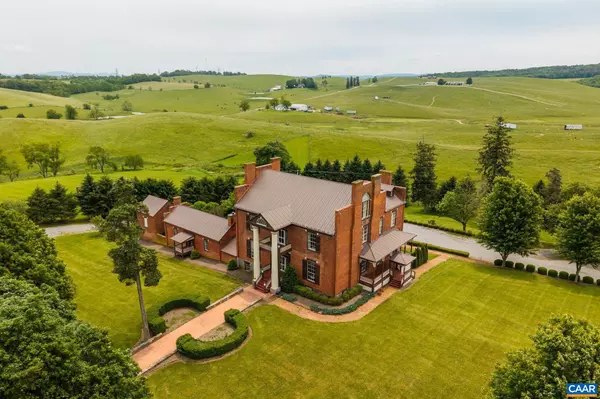 325B FACTORY OUTLET DR, Max Meadows, VA 24360