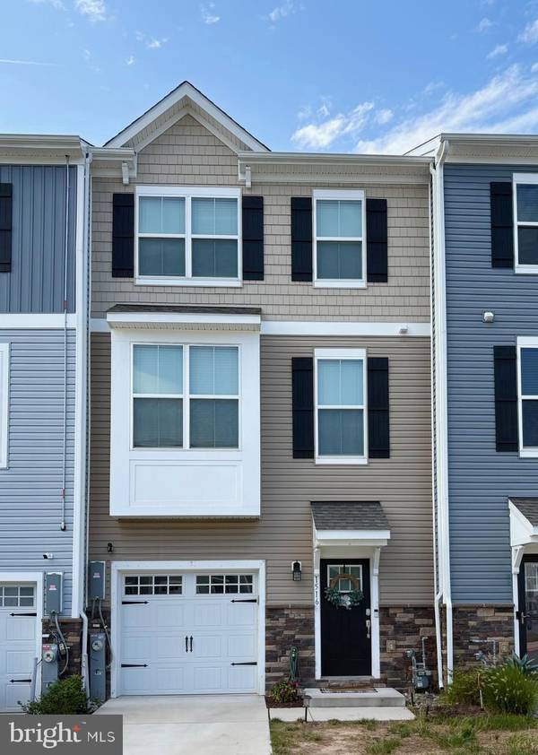 1516 HUDSON VIEW RD, Essex, MD 21221