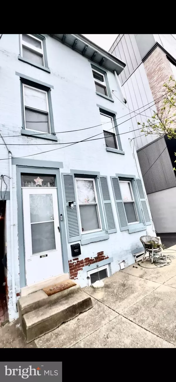 3550 SCOTTS LN #REAR, Philadelphia, PA 19129