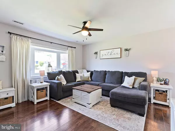 Levittown, PA 19056,34 PARKSIDE CIR