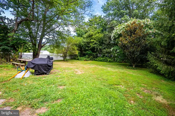 East Windsor, NJ 08520,288 DUTCH NECK RD