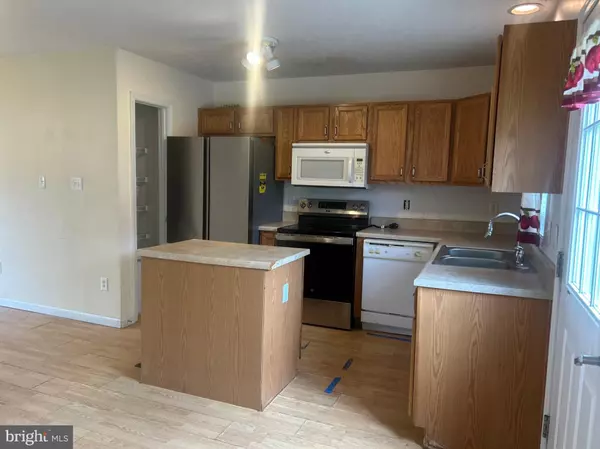 Wardensville, WV 26851,40 MISTY LN