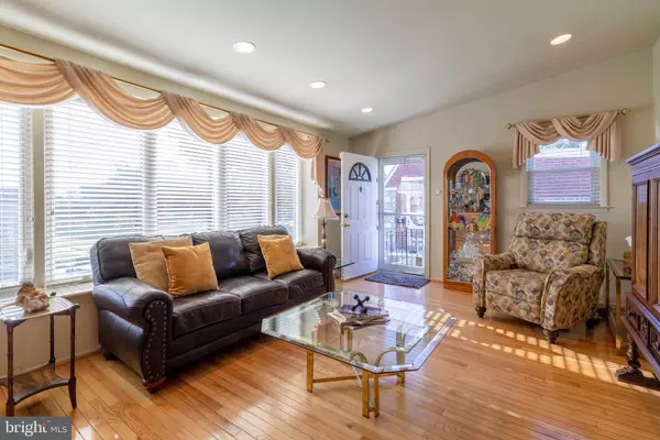 Philadelphia, PA 19152,8824 FAIRFIELD ST