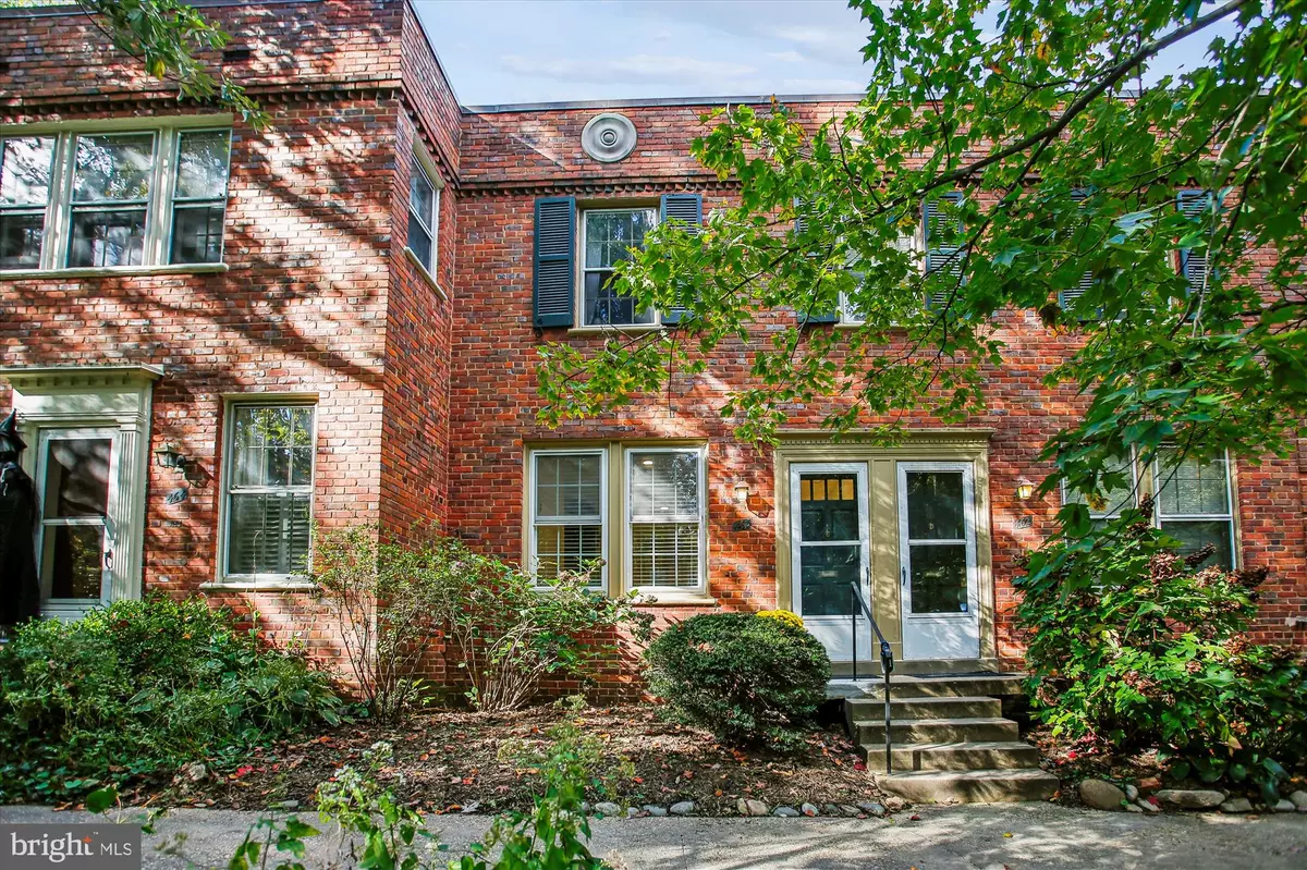 Arlington, VA 22204,1415 S EDGEWOOD ST #463