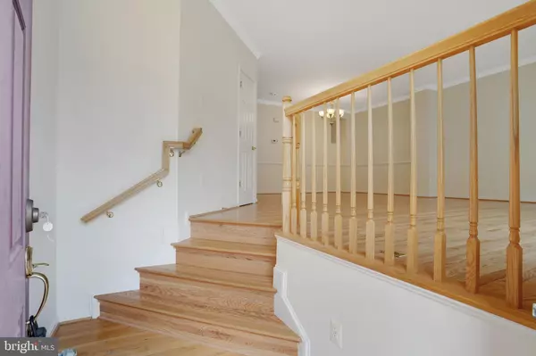 Fairfax, VA 22030,4684 CARISBROOKE LN