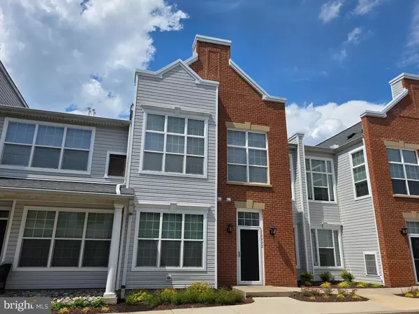 10822 WARFIELD PL #102, Columbia, MD 21044