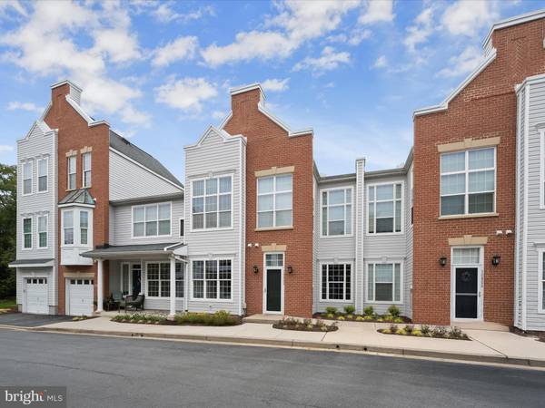 10822 WARFIELD PL #102, Columbia, MD 21044