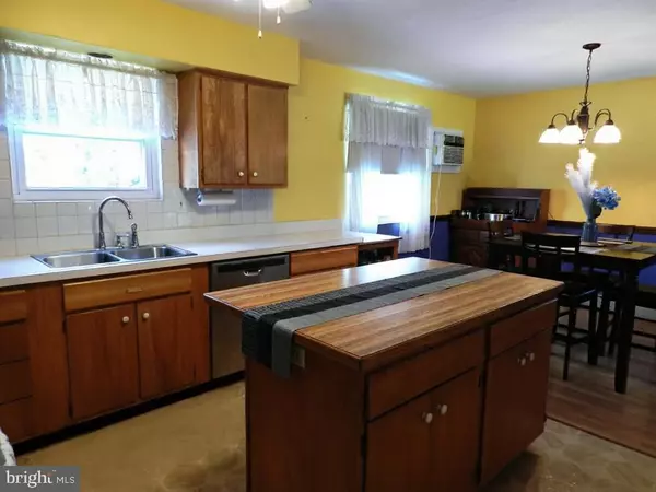 Cumberland, MD 21502,805 WHITE AVE