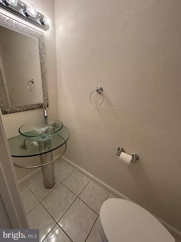 Woodbridge, VA 22191,1382 IRONWOOD ST