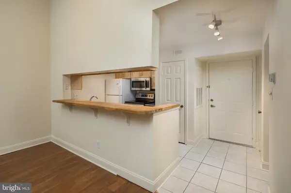 Alexandria, VA 22302,3309 WYNDHAM CIR #4173