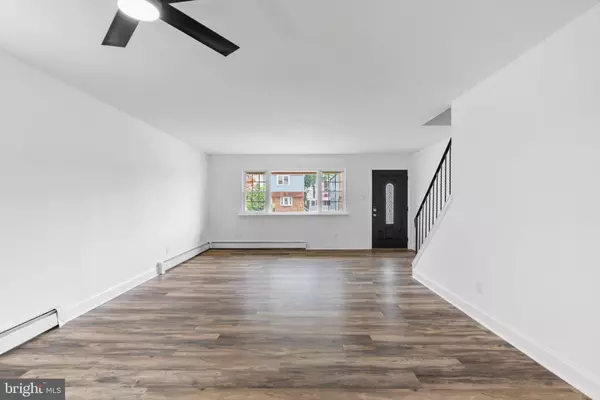 Secane, PA 19018,1274 NICOLE LN