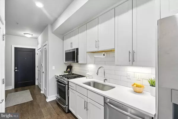 1800 MOUNT VERNON AVE #102, Alexandria, VA 22301