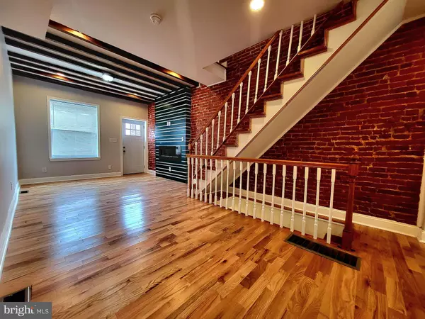 Philadelphia, PA 19125,1834 E ALBERT ST