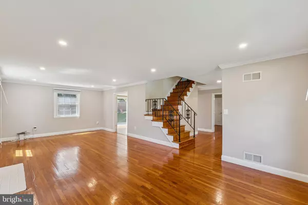 Silver Spring, MD 20906,1900 BRIGGS RD