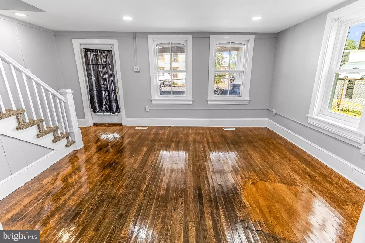 Martinsburg, WV 25404,637 2ND ST