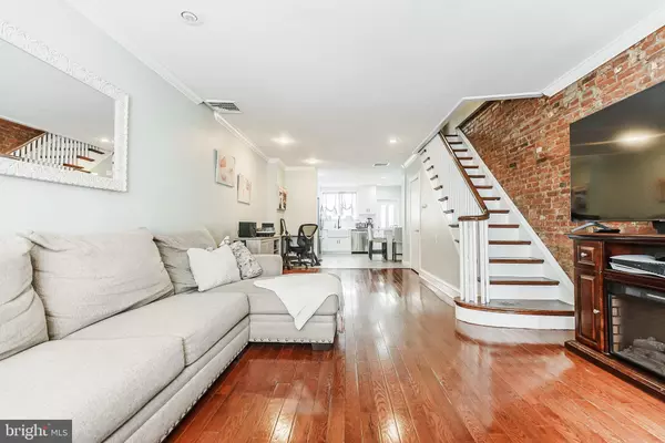 Philadelphia, PA 19148,347 TREE ST