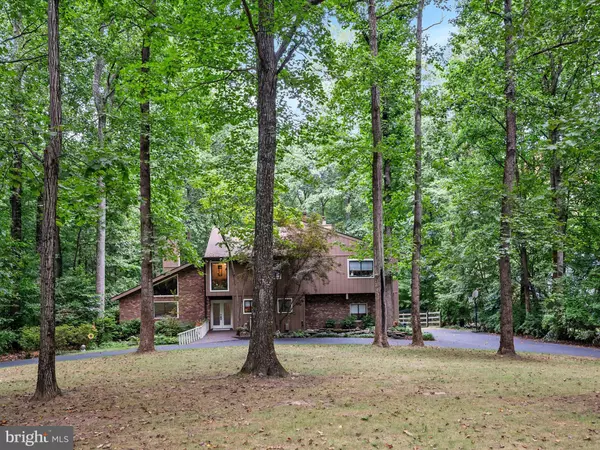 Annapolis, MD 21401,966 COACHWAY