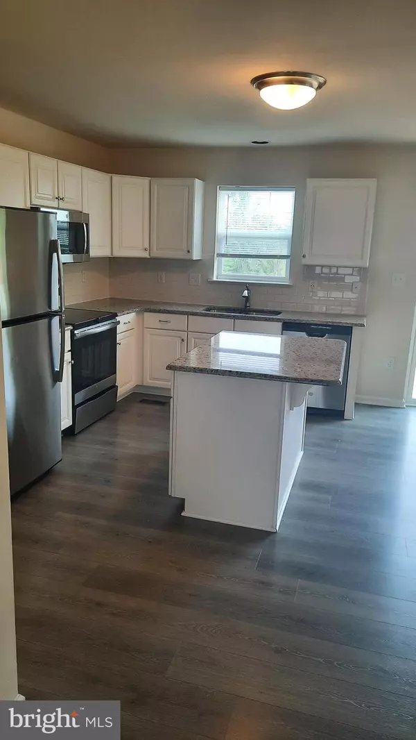 Mechanicsburg, PA 17050,823 ADMIRALS QUAY DR