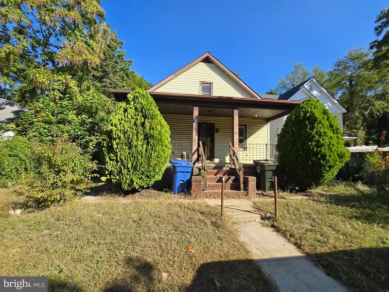 1678 MILLER AVE, West Deptford, NJ 08086