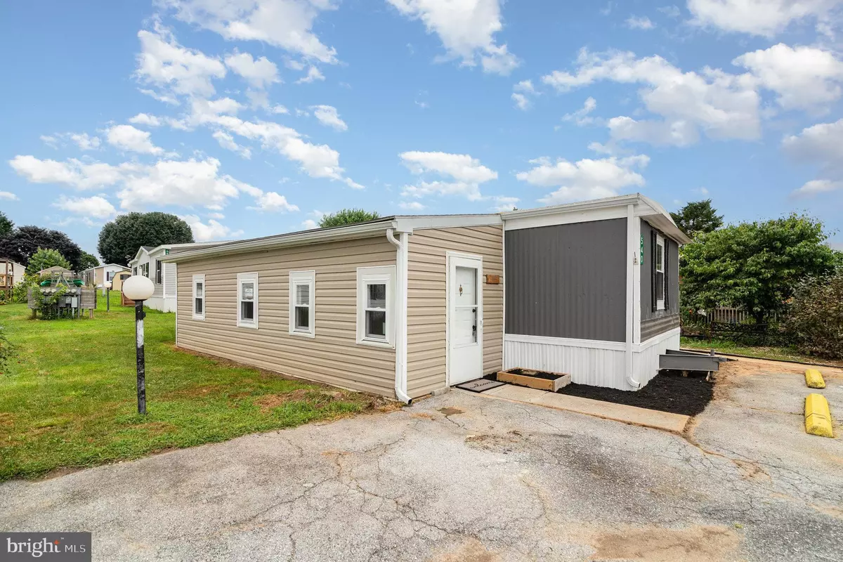 Annville, PA 17003,540 PALM CITY PARK