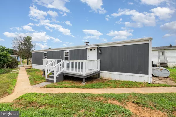 Annville, PA 17003,540 PALM CITY PARK