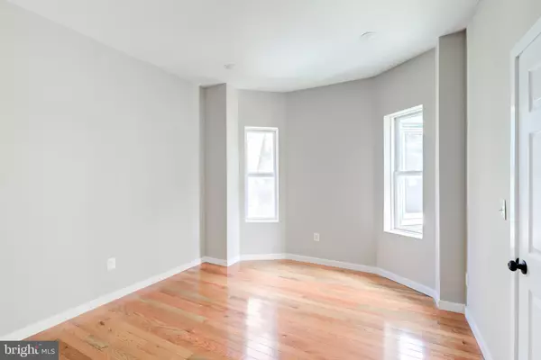 Philadelphia, PA 19143,5117 KINGSESSING AVE #2 FLOOR