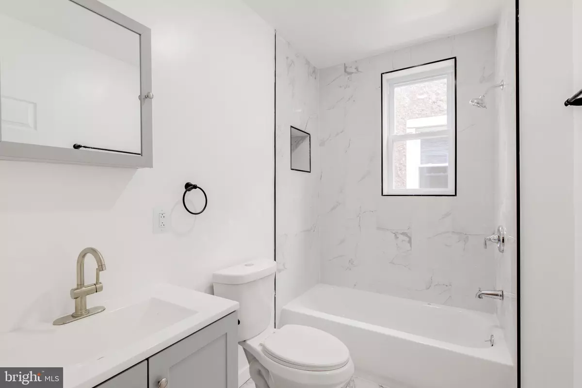 Philadelphia, PA 19143,5117 KINGSESSING AVE #2 FLOOR