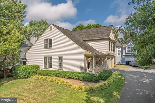 Leesburg, VA 20175,307 FOXRIDGE DR SW