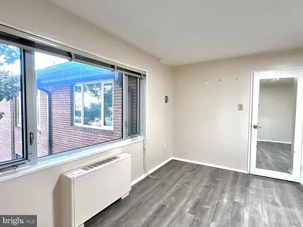 Bethesda, MD 20816,5301 WESTBARD CIR #412