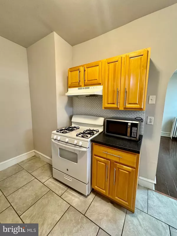Philadelphia, PA 19143,6023 CATHARINE ST #1