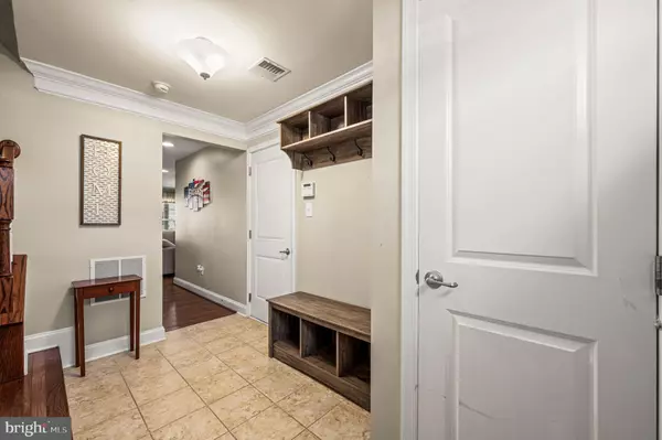 Gilbertsville, PA 19525,109 TULIP LN