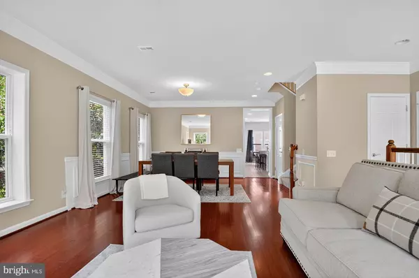 Fairfax, VA 22031,3006 RITTENHOUSE CIR #28