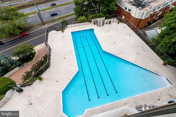 Arlington, VA 22209,1600 N OAK ST #212