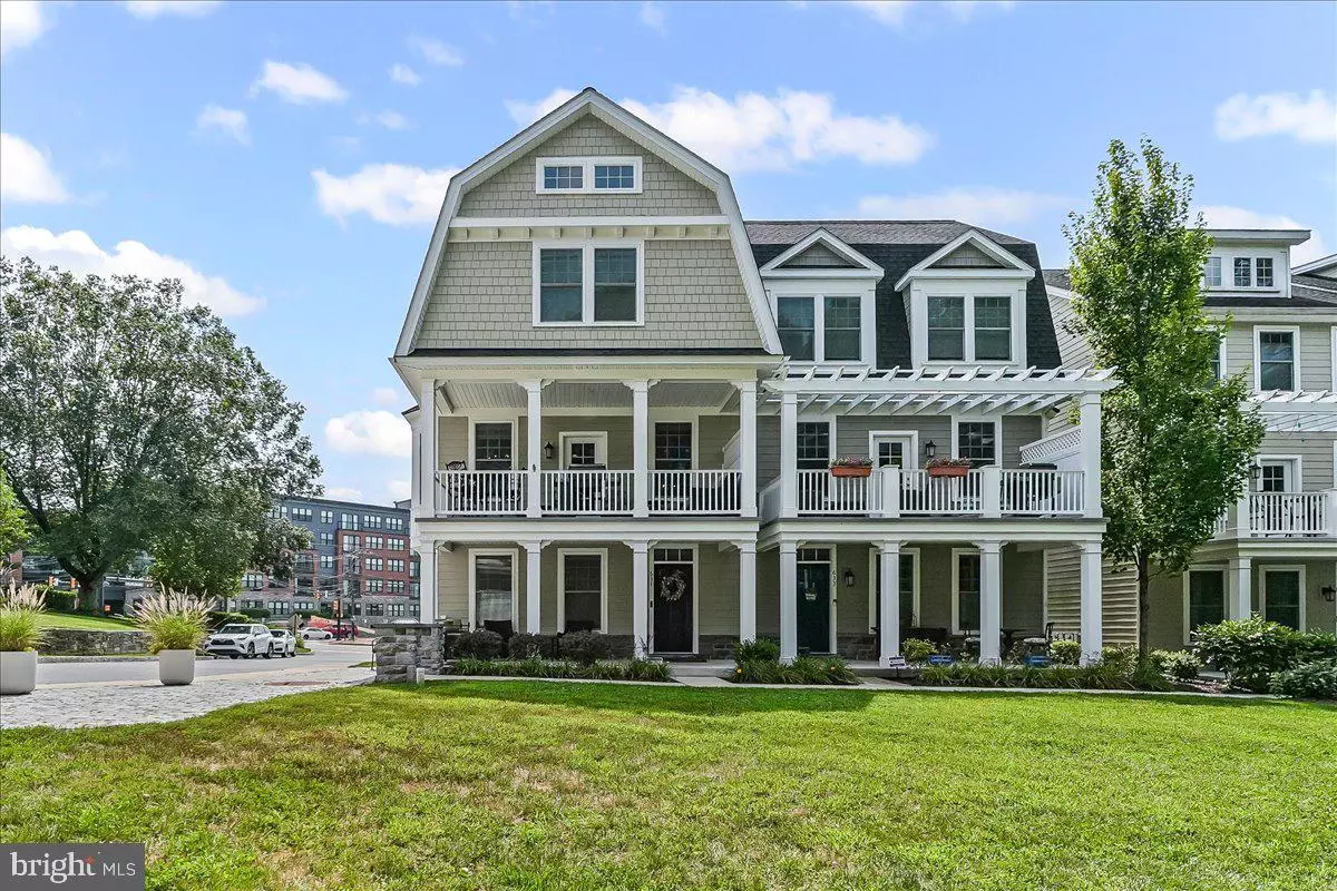Media, PA 19063,631 W END WALK