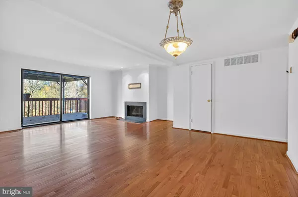 Columbia, MD 21045,7230 LASTING LIGHT WAY