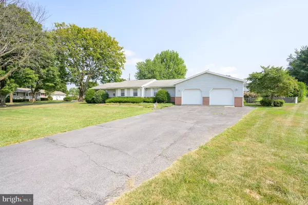 Charles Town, WV 25414,61 LINDSEY DRIVE