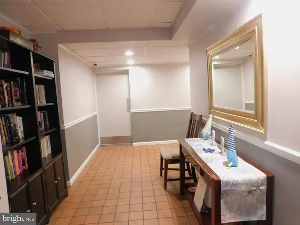 Ridley Park, PA 19078,33 W CHESTER PIKE #C10