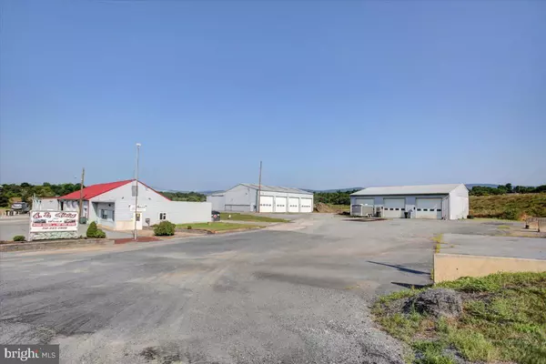 Carlisle, PA 17013,211 N MIDDLETON