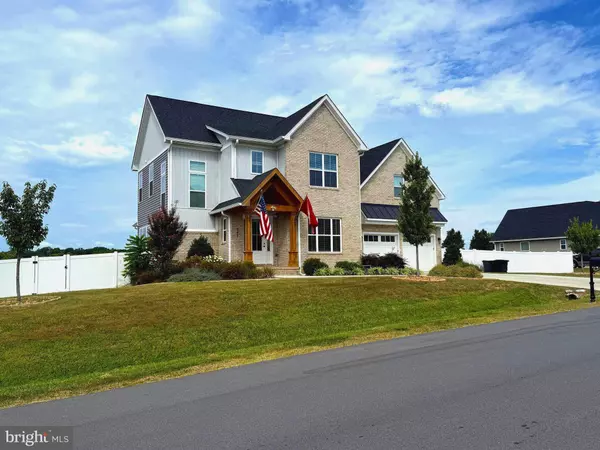 Kearneysville, WV 25430,347 MOONSTONE DR